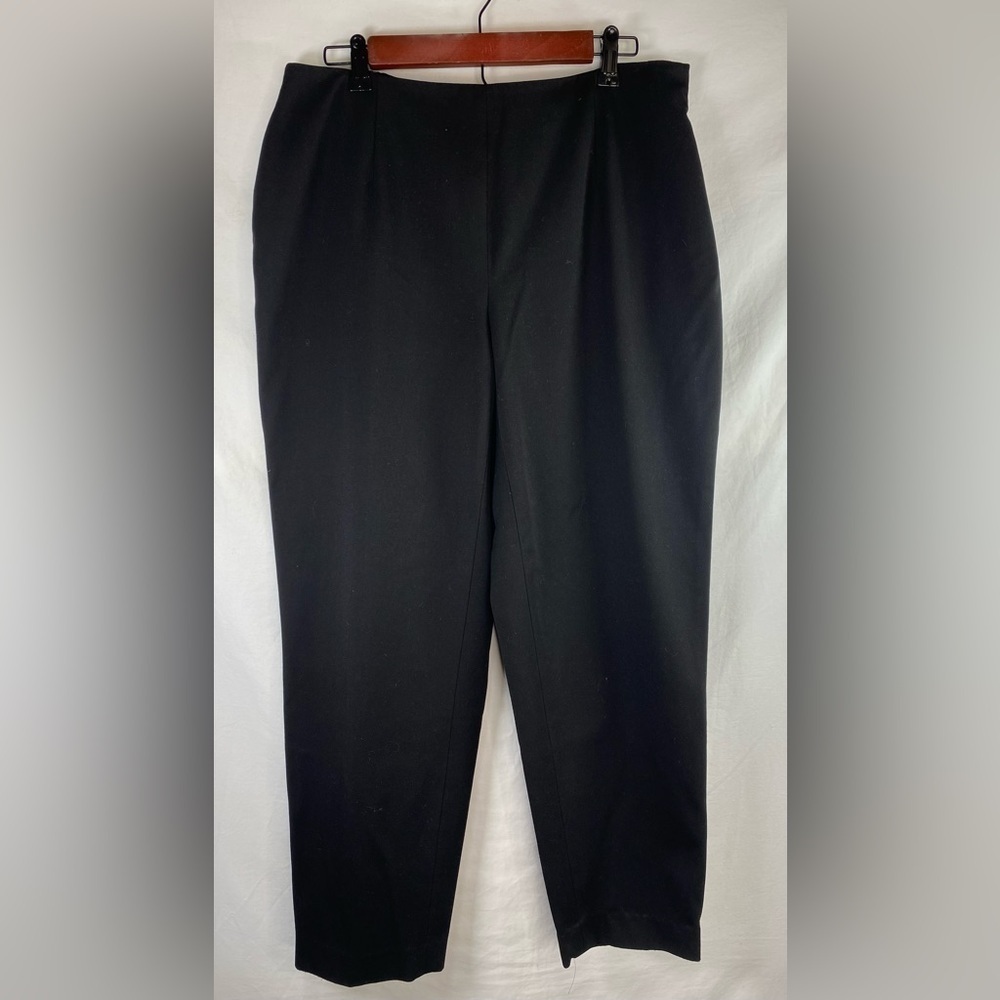 Talbots Black Classic Fit Woman’s 14W Petite Pants.